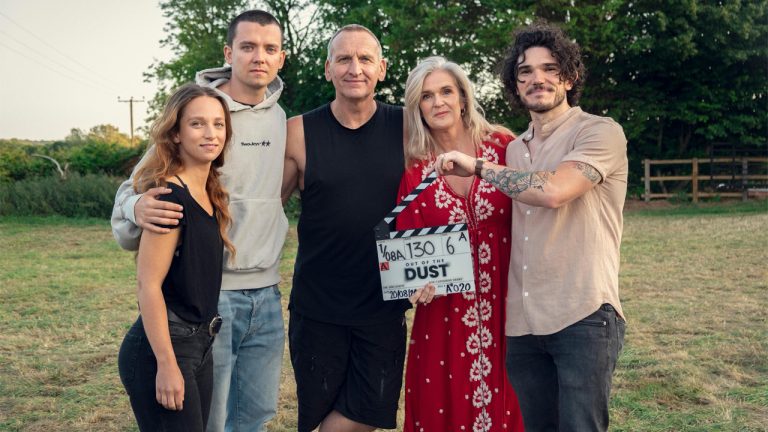 Série de suspense psicológico da Netflix “Out of the Dust”: elenco anunciado e o que sabemos até agora